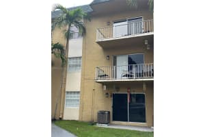 5400 77th Ct , Miami, FL 33155 - MLS#A11993578