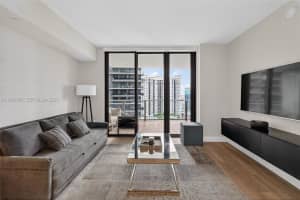 1010 Brickell Ave , Miami, FL 33131 - MLS#A11993581