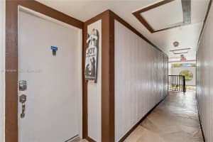 9660 S Belfort Cir 207 Tamarac, FL 33321 - MLS#A11993599