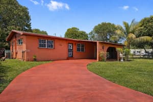 16250 39th Pl , Miami Gardens, FL 33054 - MLS#A11993609