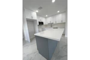 31 67th Ct , Miami, FL 33144 - MLS#A11993616