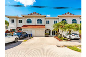 835 17th Way , Fort Lauderdale, FL 33304 - MLS#A11993626