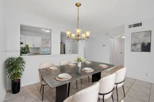 2821 Somerset Dr APT 302, Lauderdale Lakes, FL 33311, - MLS#A11993629