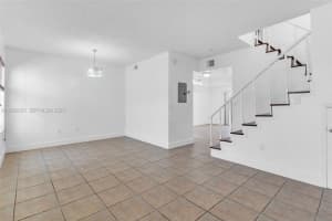 5240 109th Ave , Doral, FL 33178 - MLS#A11993633