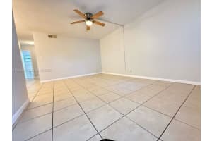 606 C St , Lake Worth, FL 33460 - MLS#A11993638