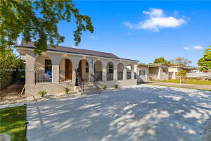 171 13th St , Hialeah, FL 33010 - MLS#A11993659