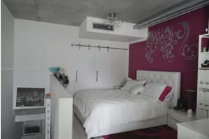 690 SW 1st Ct APT 1722, Miami, FL 33130, - MLS#A11993673