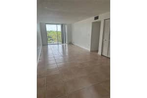 1805 Sans Souci Blvd , North Miami, FL 33181 - MLS#A11993684