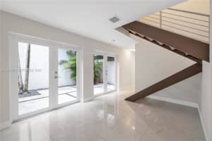 3056 Shipping Ave , Miami, FL 33133 - MLS#A11993691