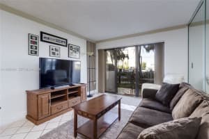 1201 Ocean Dr , Hollywood, FL 33019 - MLS#A11993694