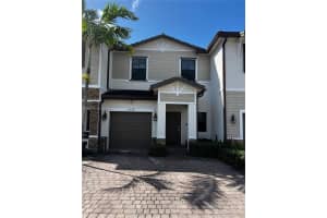 5942 Mustang Mnr , Davie, FL 33314 - MLS#A11993725