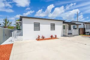 667 E 20th St, Hialeah, FL 33013, - MLS#A11993763