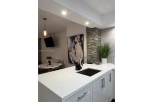 2501 Ocean Dr , Hollywood, FL 33019 - MLS#A11993788