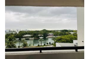 2555 Collins Ave , Miami Beach, FL 33140 - MLS#A11993850
