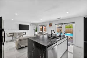 330 195th Ter , Miami Gardens, FL 33169 - MLS#A11993877