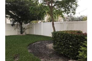 655 193rd St , Miami, FL 33179 - MLS#A11993884