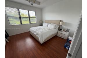 655 193rd St , Miami, FL 33179 - MLS#A11993884