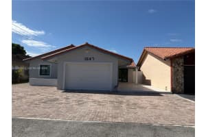 1647 Sw 136th Pl, Miami