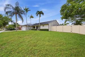 691 Blue Ridge Way , Davie, FL 33325 - MLS#A11993934