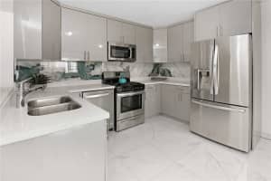 1510 Hayes St , Hollywood, FL 33020 - MLS#A11993945