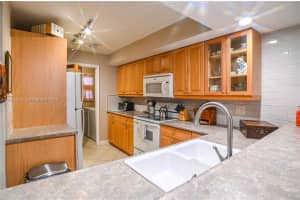 5201 31st Ave , Dania Beach, FL 33312 - MLS#A11993976