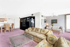 1000 Parkview Dr , Hallandale Beach, FL 33009 - MLS#A11994009