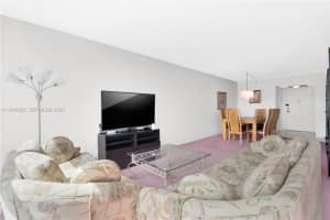 1000 Parkview Dr , Hallandale Beach, FL 33009 - MLS#A11994009