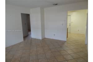 2212 Johnson St , Hollywood, FL 33020 - MLS#A11994031