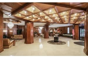 1865 Ocean Dr , Hallandale Beach, FL 33009 - MLS#A11994049