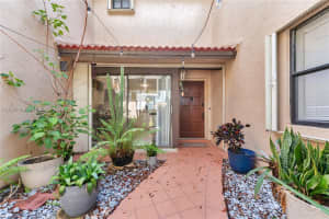 10003 Costa Del Sol Blvd , Doral, FL 33178 - MLS#A11994099