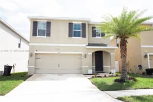 105 Lacewing Pl, VALRICO
