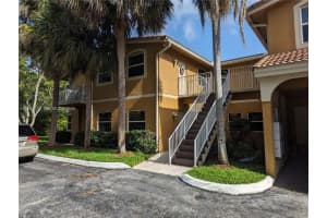 10677 45th St , Coral Springs, FL 33065 - MLS#A11994133