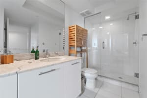 500 Brickell Ave , Miami, FL 33131 Sold 06/11/26