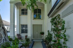 910 Sunflower Cir , Weston, FL 33327 - MLS#A11994222