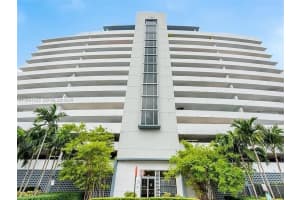 36 Nw 6th Ave 805, Miami