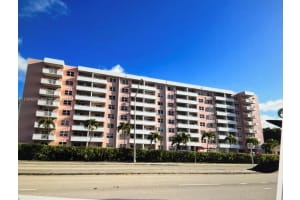 3201 14th St Cswy , Pompano Beach, FL 33062 - MLS#A11994231