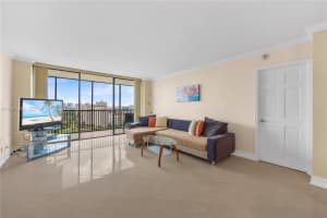 20379 Country Club Dr , Aventura, FL 33180 - MLS#A11994261