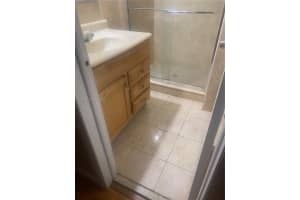 2627 47th Ter , Lauderdale Lakes, FL 33313 - MLS#A11994271