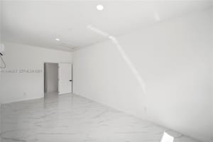 5635 Pierce St , Hollywood, FL 33021 - MLS#A11994285