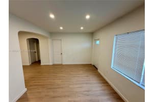 255 32nd St , Miami, FL 33127 - MLS#A11994321