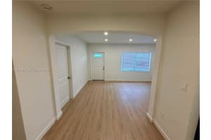 255 32nd St , Miami, FL 33127 - MLS#A11994321