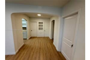 255 32nd St , Miami, FL 33127 - MLS#A11994321