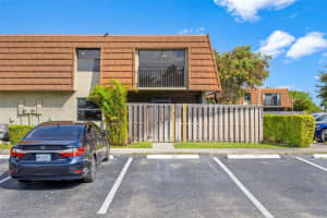 4843 Nw 95th Ave Sunrise, FL 33351 - MLS#A11994336