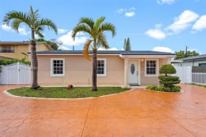MLS# A11994345, Hialeah, Florida 33010