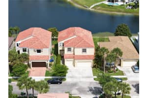 MLS# A11994350, Pembroke Pines, Florida 33028