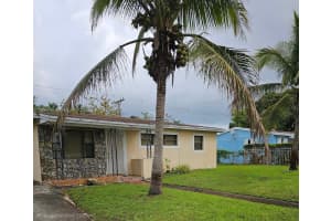 2901 Nw 174th St, Miami Gardens