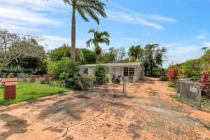 300 Northwest Blvd, Miami