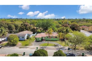 12901 Miami Ct , Miami, FL 33168 - MLS#A11994406