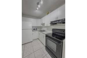 8411 8th St , Miami, FL 33126 - MLS#A11994440