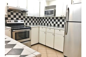 5831 62nd St , Miami, FL 33143 - MLS#A11994441